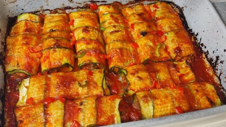 gratin de rouleaux de courgettes à la tomate