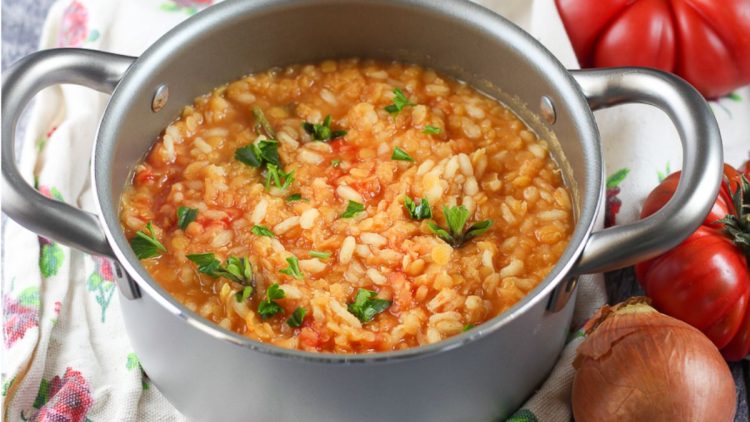 soupe au riz et aux lentilles corail