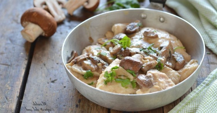 Poulet aux champignons crémeux