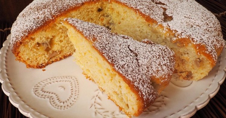 Gâteau à la noix de coco et banane sans beurre