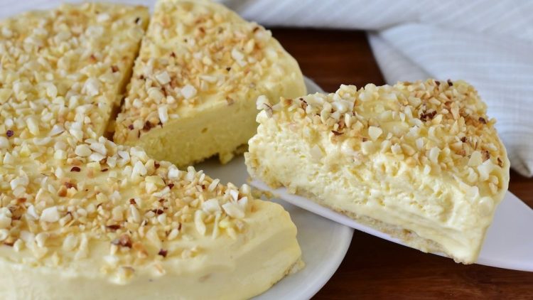 Gâteau mousse à la crème pâtissière sans cuisson