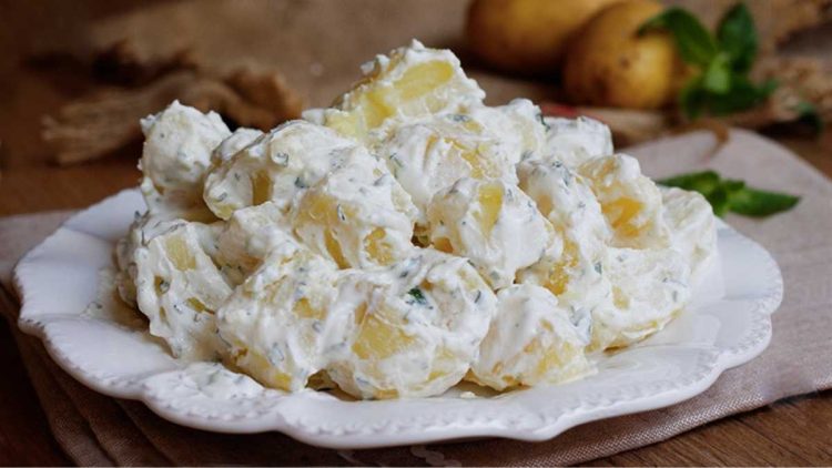 Salade de pommes de terre yaourt et moutarde