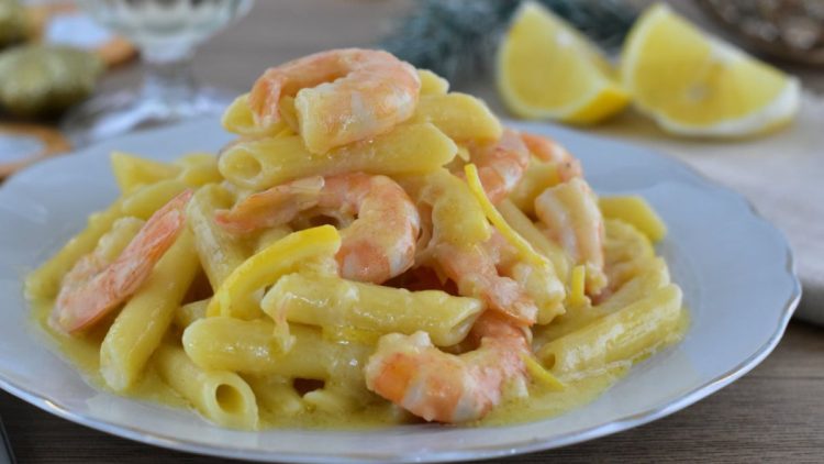 pâtes au citron et crevettes