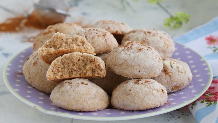 Biscuits craquelés à la cannelle