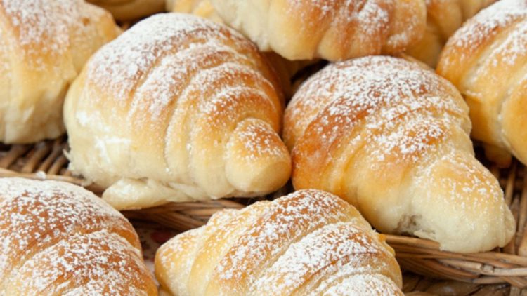 croissants briochés au yaourt