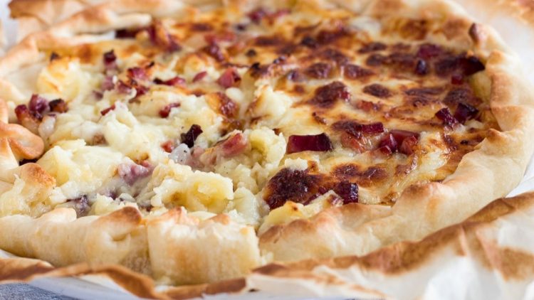 tarte salée aux pommes de terre et au speck