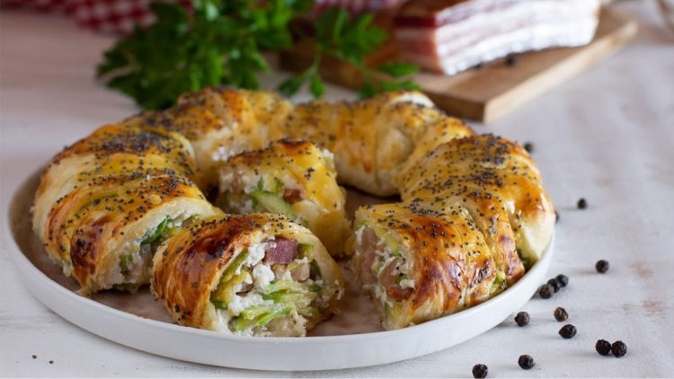 couronne feuilletée de Noël à la ricotta et courgettes