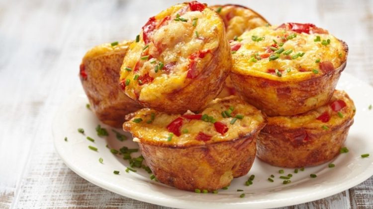 Omelettes muffins au jambon et légumes