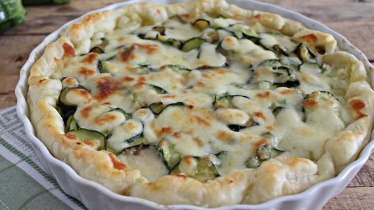 tarte salée aux courgettes et aux pommes de terre