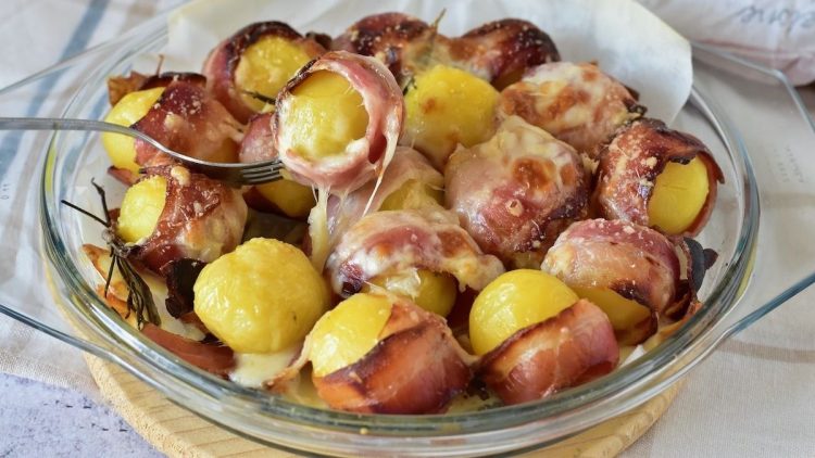 Pommes de terre bacon fromage au four