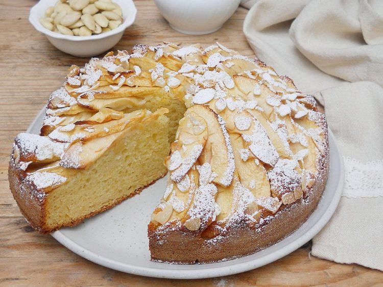 gâteau aux pommes, ricotta et amandes