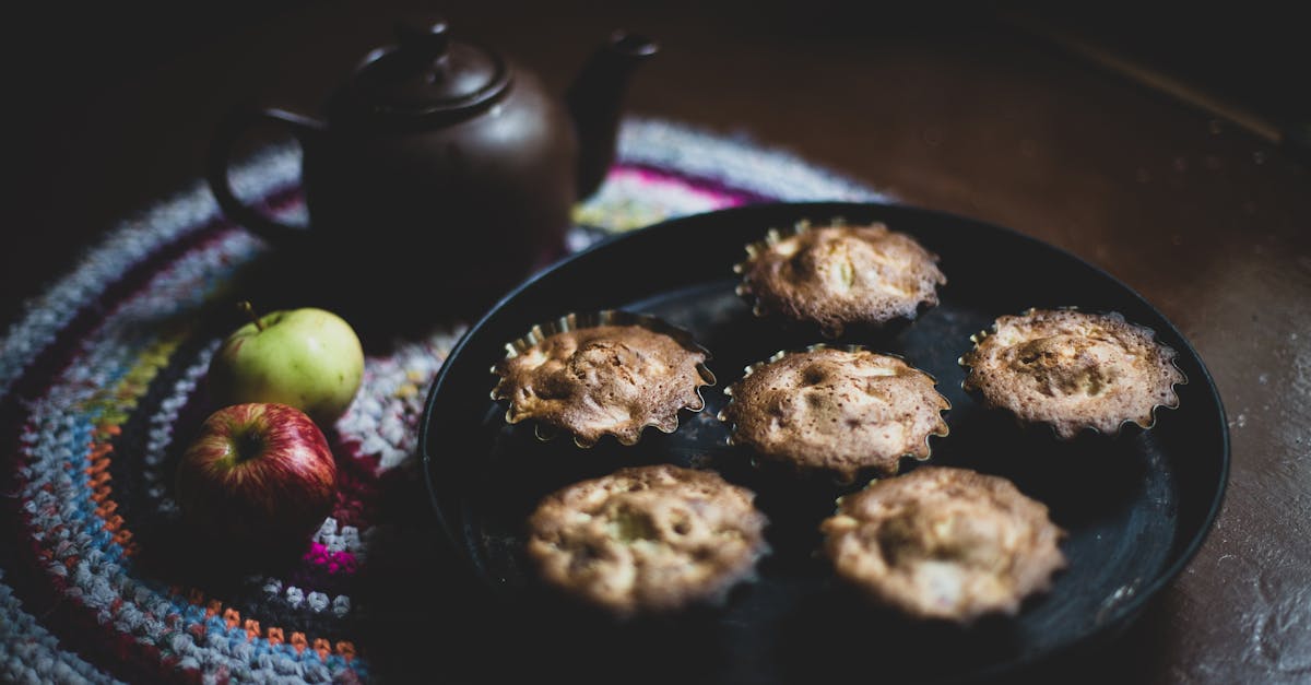 découvrez notre recette unique de gâteau invisible aux pommes, léger et fondant, parfait pour un dessert gourmand et sain.