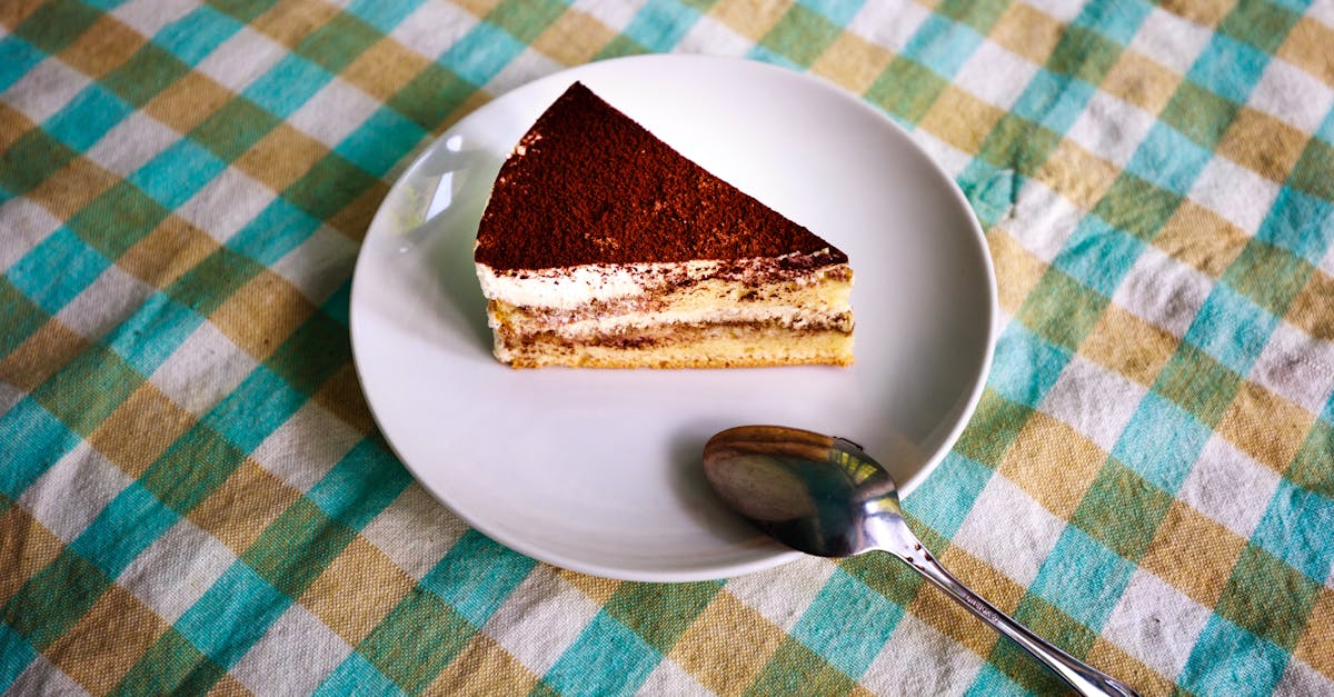 découvrez notre délicieux gâteau pomme mascarpone, alliant la douceur des pommes fraîches à la richesse onctueuse du mascarpone pour un dessert fondant et gourmand.
