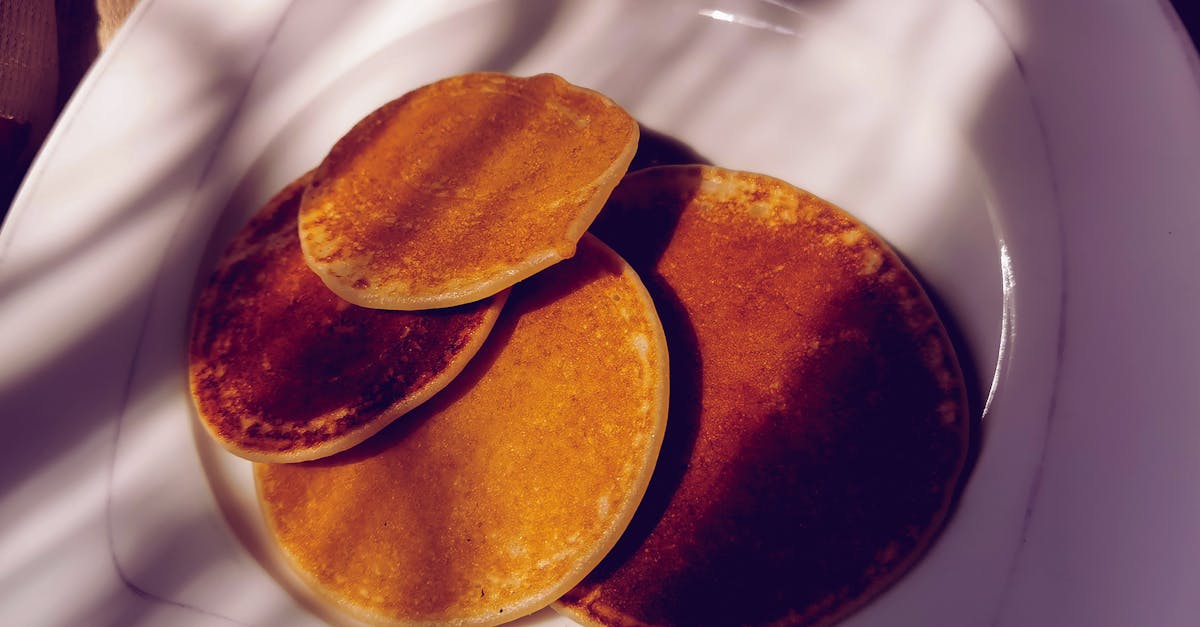 découvrez la recette facile et rapide des mini pancakes aux pommes, parfaits pour un petit-déjeuner gourmand et fruité.