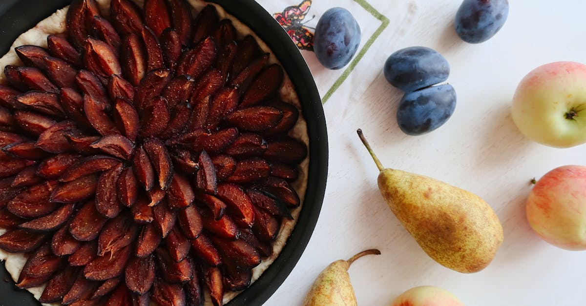 découvrez notre recette facile et délicieuse de tarte aux pommes, parfaite pour toutes les occasions. une pâte croustillante garnie de pommes fondantes et parfumées.