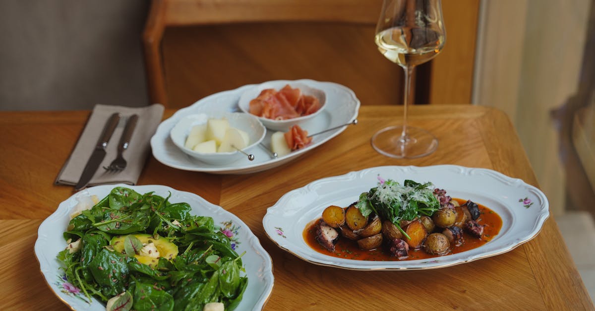 découvrez notre recette simple et délicieuse d'épinards sautés au beurre, parfaite pour accompagner vos plats et apporter une touche de fraîcheur à votre repas.