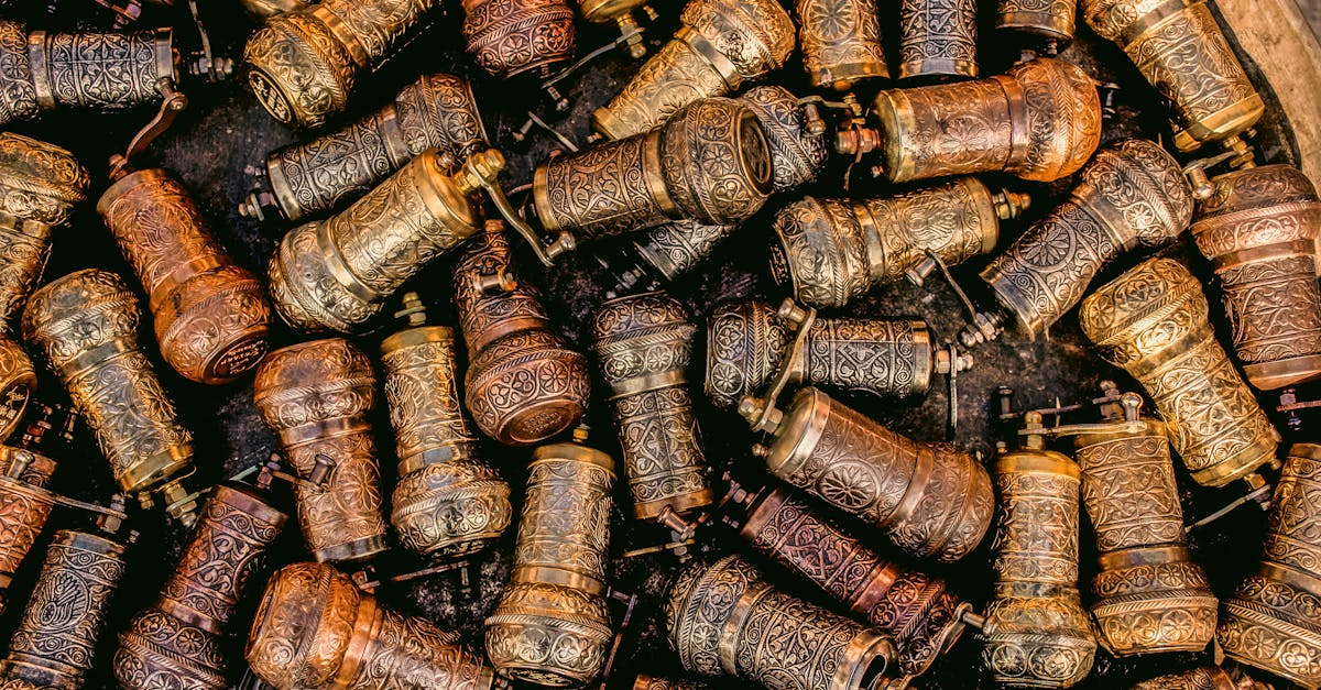 découvrez des méthodes efficaces pour nettoyer et faire briller le cuivre et le laiton facilement à la maison.