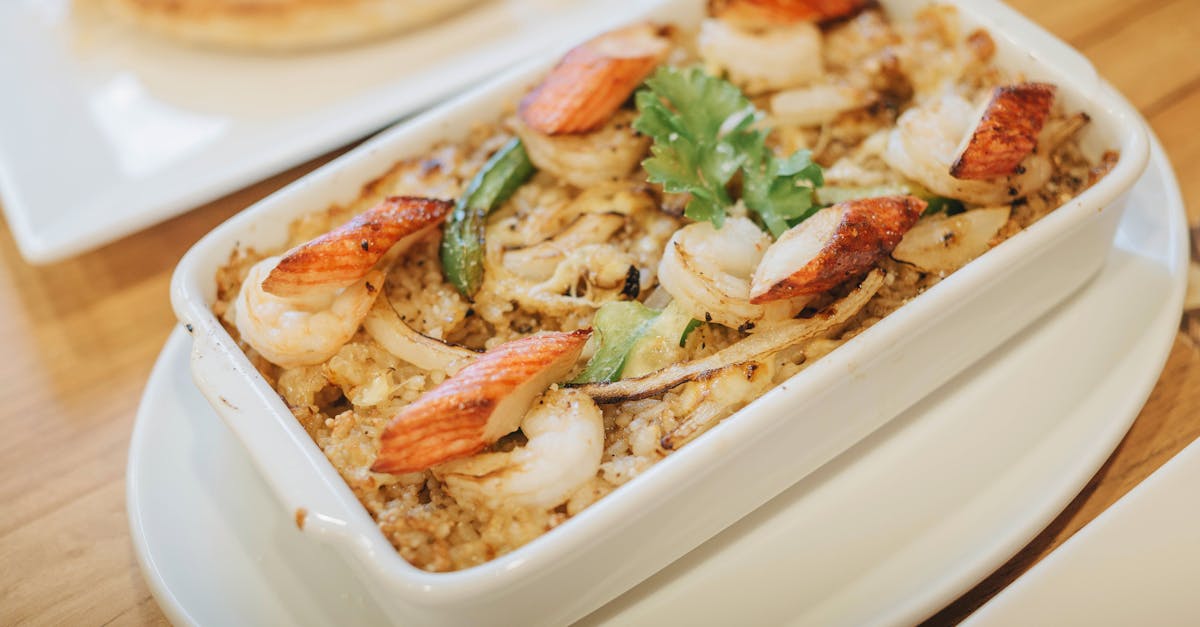 découvrez une recette savoureuse de riz crémeux au four avec courgettes et jambon, parfaite pour un repas réconfortant et facile à préparer.