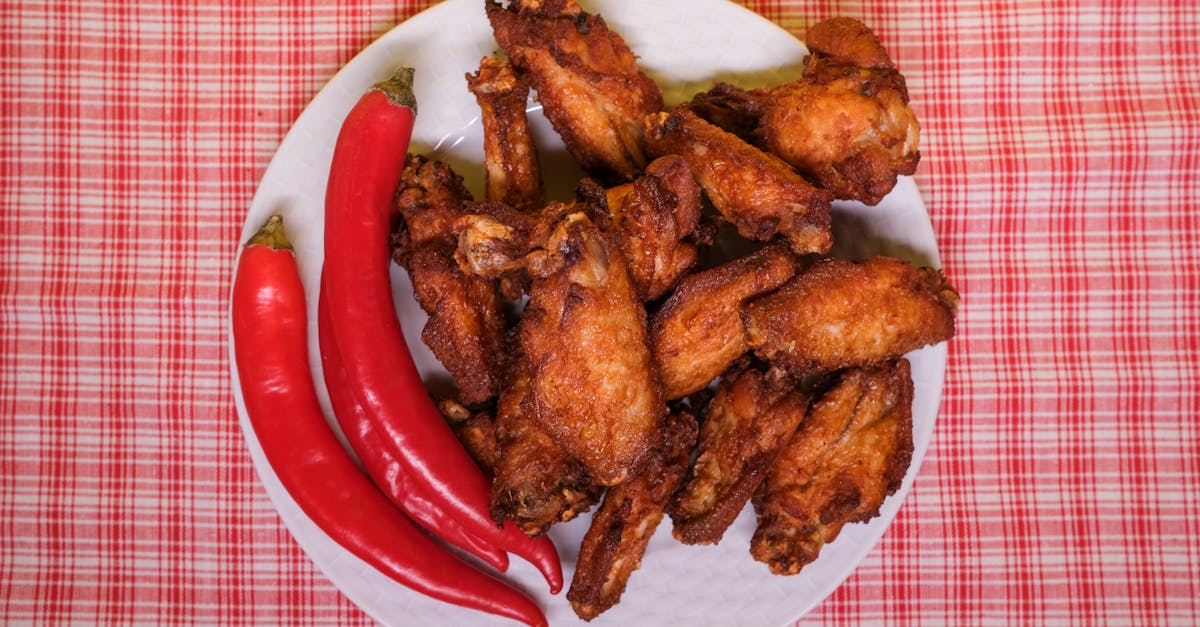 découvrez nos ailes de poulet croustillantes cuites au four, parfaites pour un apéritif savoureux et léger.