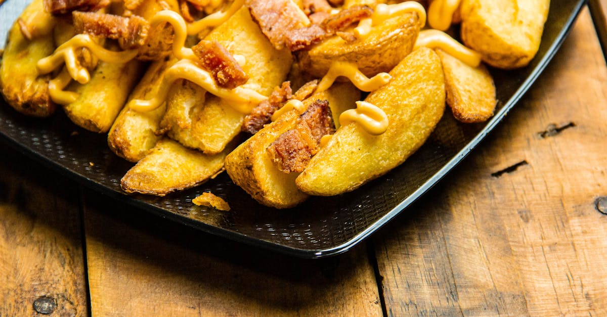 recette de frites maison croustillantes cuites au four, simples et délicieuses pour un accompagnement sain et savoureux.