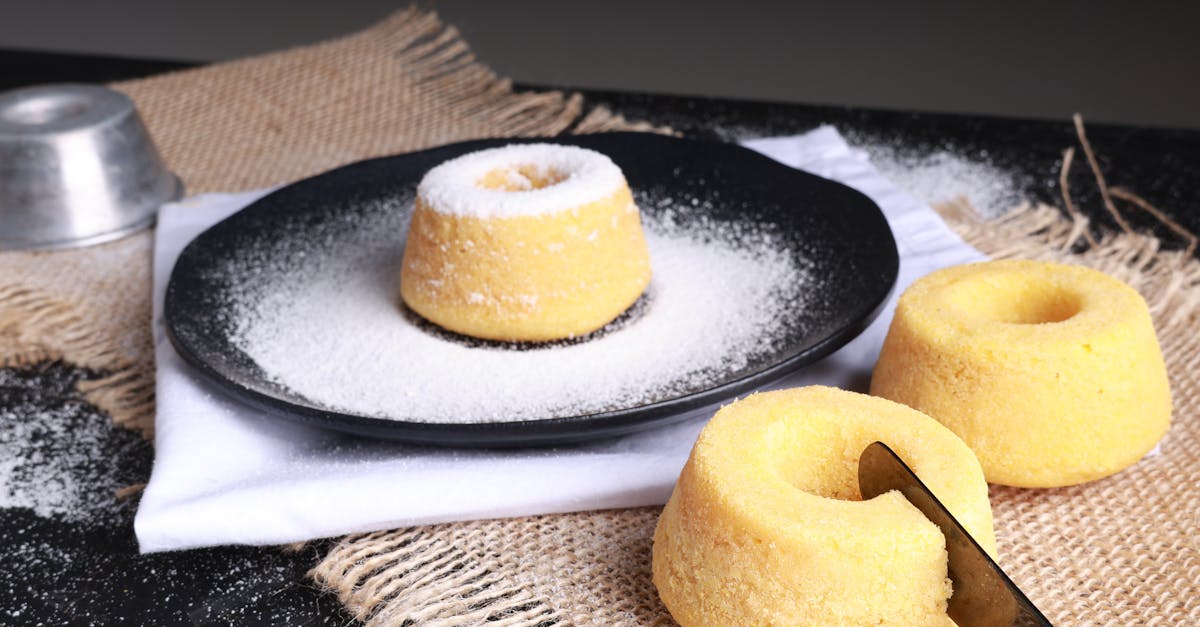 découvrez une recette délicieuse de gâteau au yaourt cuit dans une friteuse sans huile pour un dessert moelleux et rapide à préparer.