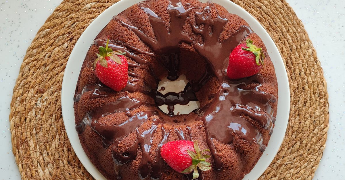 découvrez une recette rapide et facile de mug cake sans œufs ni beurre, idéale pour une pause gourmande légère et saine.