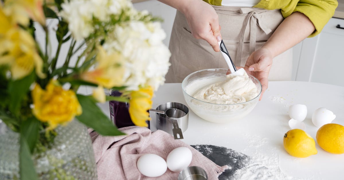 découvrez une recette facile et délicieuse de gâteau au lait sans œufs, parfait pour toutes les occasions et les régimes sans œufs.