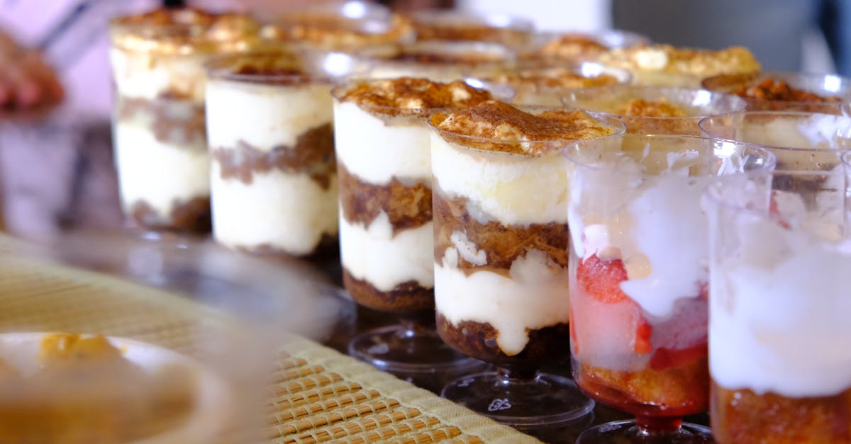 découvrez notre recette facile de crème tiramisu sans œufs, onctueuse et savoureuse, idéale pour un dessert léger et délicieux.