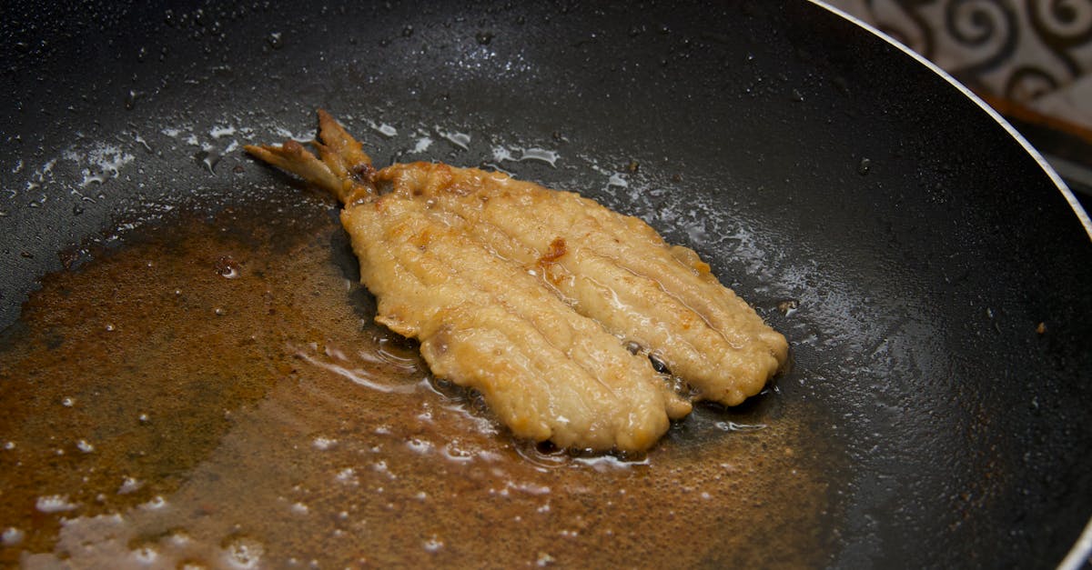 découvrez comment faire frire des aubergines sans qu'elles absorbent d'huile, pour une recette légère et savoureuse.