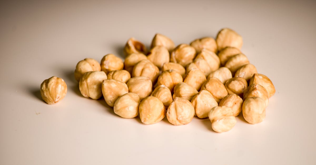 découvrez notre recette délicieuse de cookies aux noisettes, parfaits pour un goûter gourmand et croustillant à souhait.
