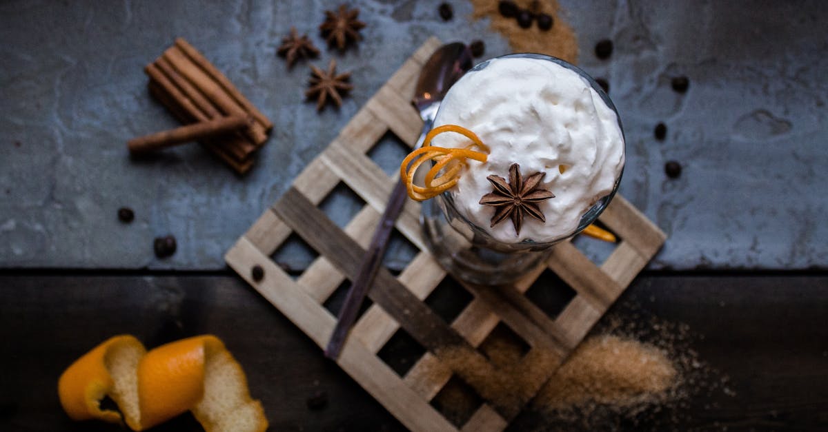 découvrez notre recette facile de crème de rhum maison, onctueuse et savoureuse, parfaite pour vos cocktails et desserts.