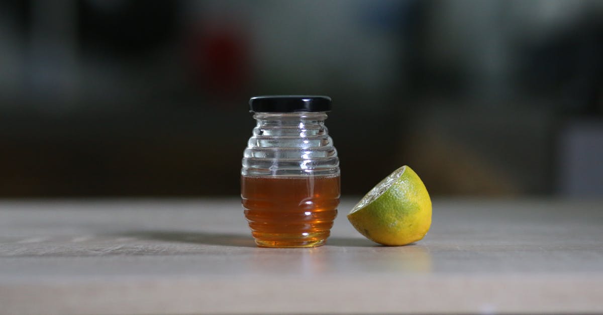 sirop contre la toux au miel, citron et gingembre : une formule naturelle pour apaiser la gorge et soulager la toux rapidement.