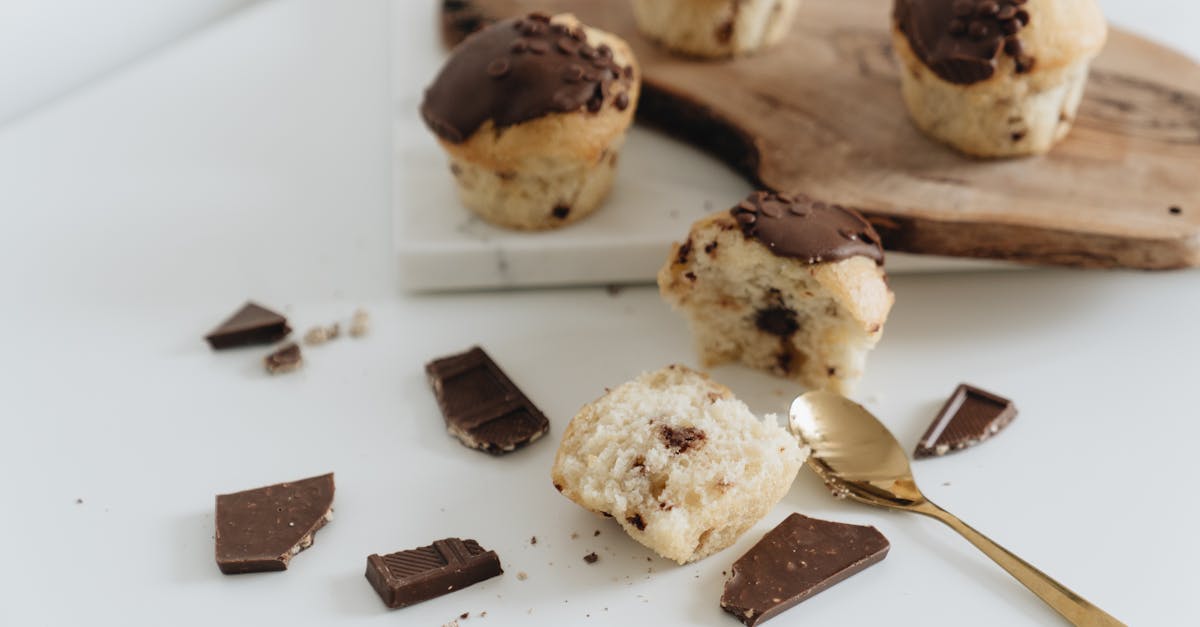 découvrez nos muffins au yaourt et citron, moelleux et délicieux, parfaits pour un goûter gourmand et rafraîchissant.