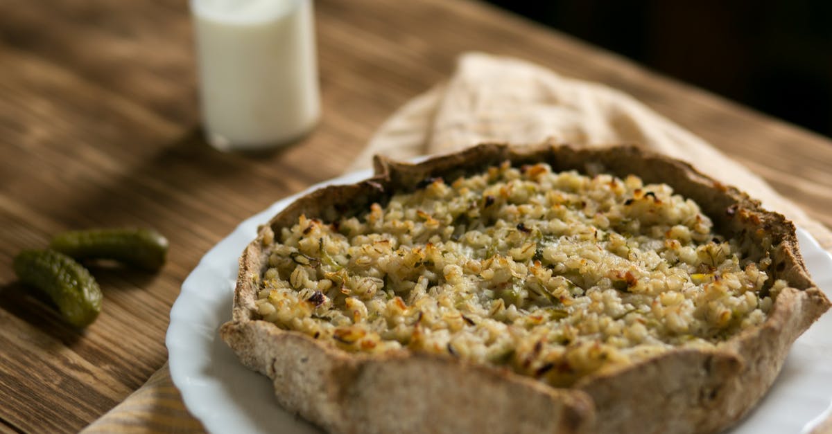 découvrez la recette traditionnelle du pâté lorrain, un délice gourmand de lorraine, parfait pour vos repas en famille ou entre amis.