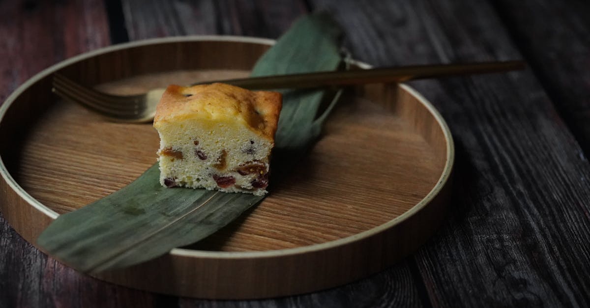 découvrez notre recette moelleuse de gâteau au yaourt et mascarpone, un dessert facile à réaliser pour toutes les occasions.