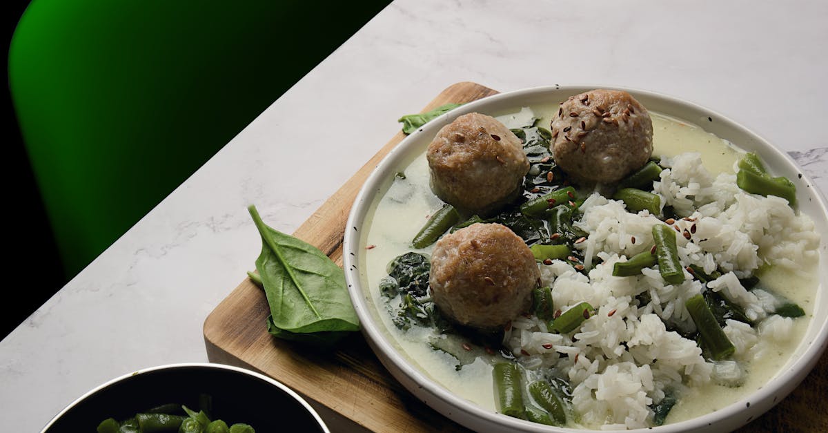 découvrez notre recette facile de boulettes de viande savoureuses, parfaites pour un repas rapide et gourmand.