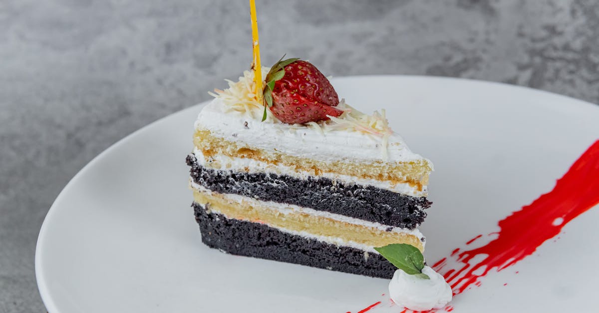 découvrez notre gâteau moelleux au chocolat, une délicieuse éponge riche en saveurs, parfaite pour toutes les occasions gourmandes.