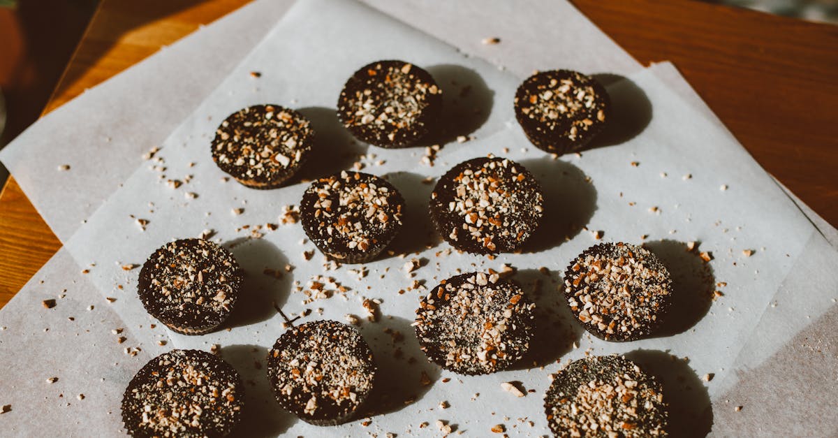 découvrez notre recette facile de fudge au chocolat sans cuisson, parfaite pour une gourmandise rapide et délicieuse.