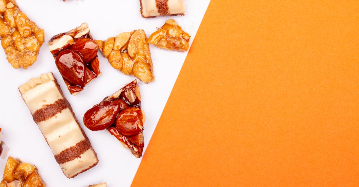 découvrez nos délicieux petits fours orange amande, alliant la douceur des amandes à la fraîcheur de l'orange pour un plaisir gourmand et raffiné.