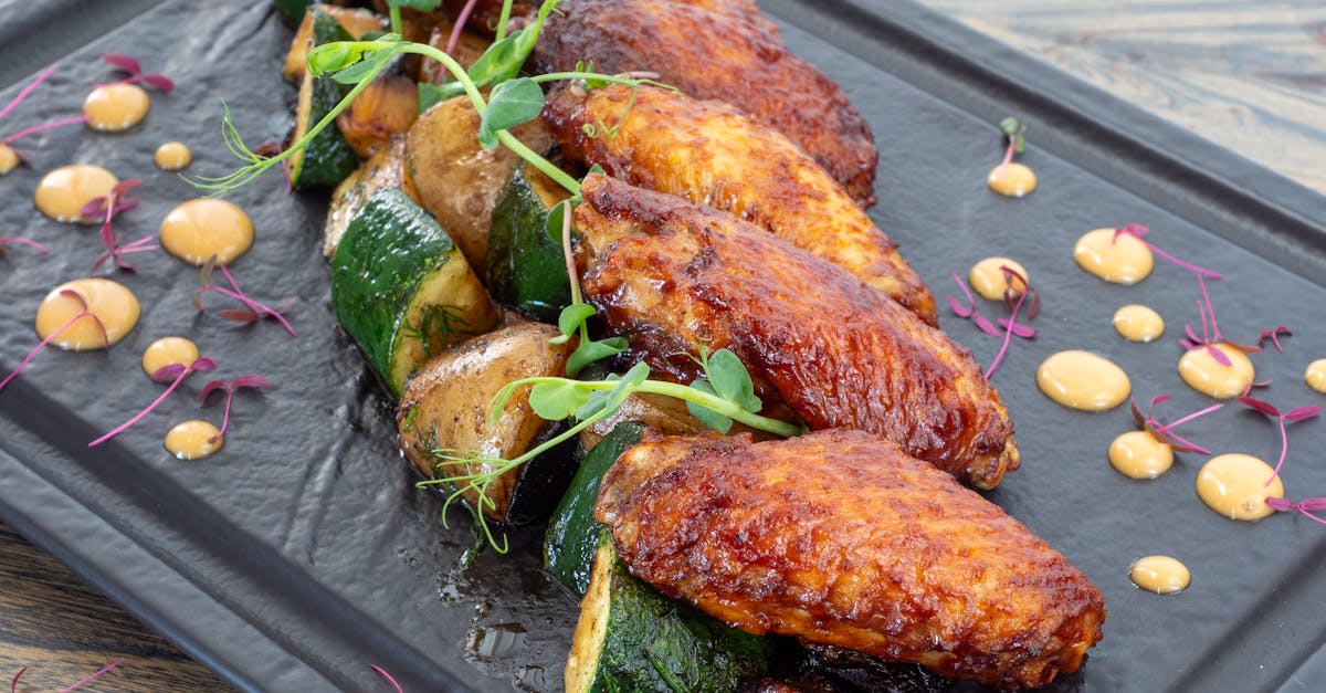 découvrez une recette simple et savoureuse de courgettes et pommes de terre rôties, parfaites pour un accompagnement gourmand et sain.