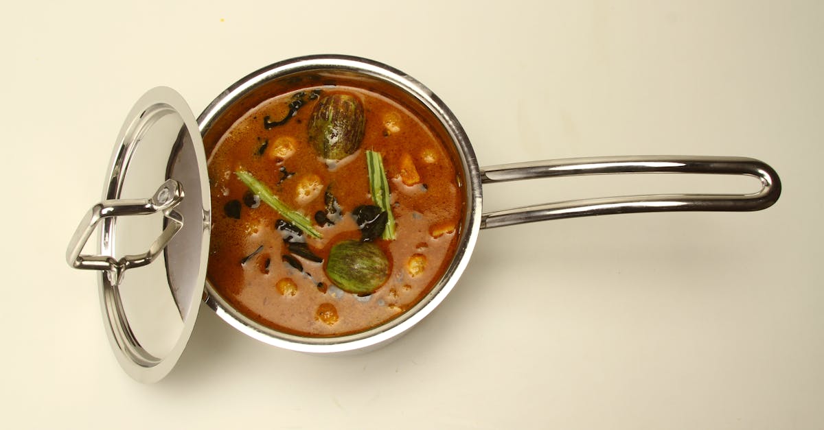 découvrez une recette savoureuse de curry de pétoncles, facile à préparer et pleine de saveurs exotiques pour un repas délicieux.