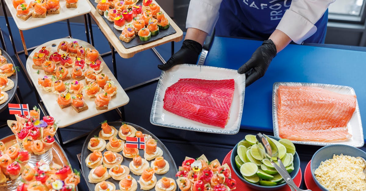 découvrez des idées élégantes et appétissantes pour présenter votre saumon fumé, parfaites pour vos repas et événements spéciaux.