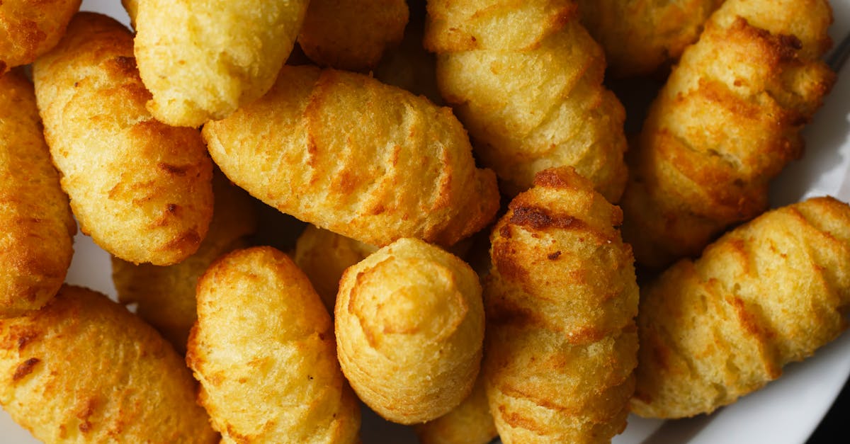 découvrez nos frites de purée de pommes de terre épicées, une délicieuse variation croustillante et savoureuse idéale pour accompagner tous vos plats.