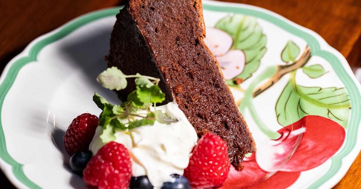 découvrez la tenerina, un gâteau italien au chocolat moelleux et fondant, parfait pour les amateurs de douceurs gourmandes.
