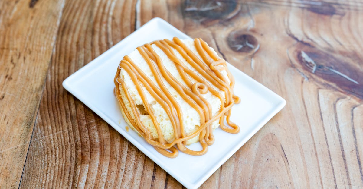 découvrez notre gâteau de riz traditionnel au caramel et à la vanille, un dessert gourmand alliant douceur et authenticité pour un plaisir unique.