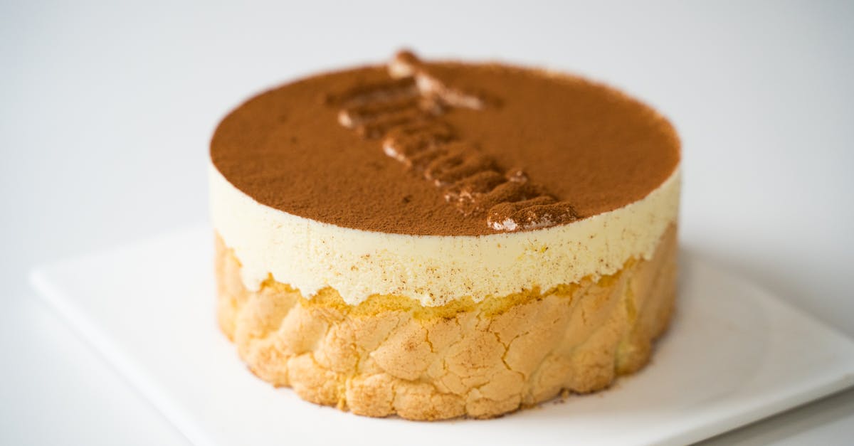 découvrez notre délicieuse recette de tiramisu aux truffes, un dessert gourmand alliant la douceur du mascarpone à la richesse des truffes pour une expérience raffinée.