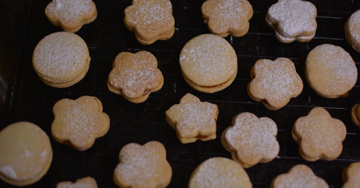découvrez la recette facile et délicieuse des biscuits sablés au yaourt, parfaits pour une pause gourmande et légère.
