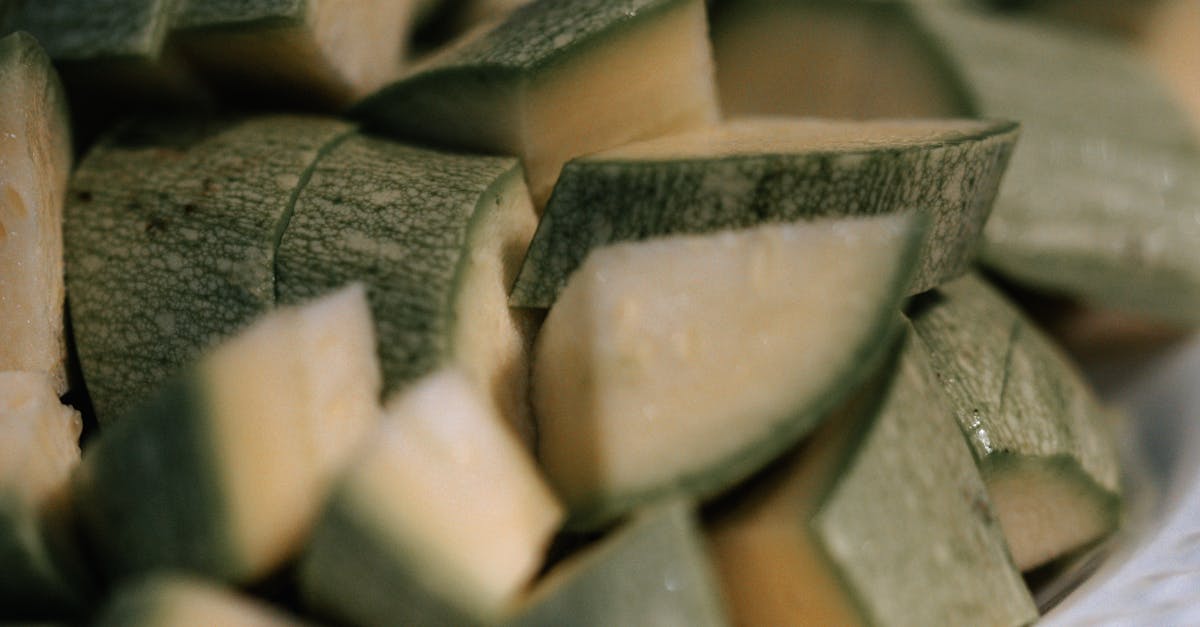 découvrez tout sur la courgette : recettes, bienfaits pour la santé et astuces de cuisine.