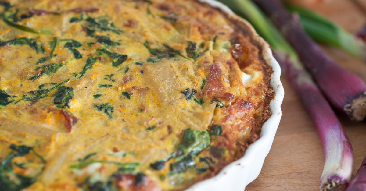 découvrez notre recette savoureuse de quiche aux carottes et fromage de chèvre, une alliance parfaite de douceur et de caractère pour un repas facile et gourmand.