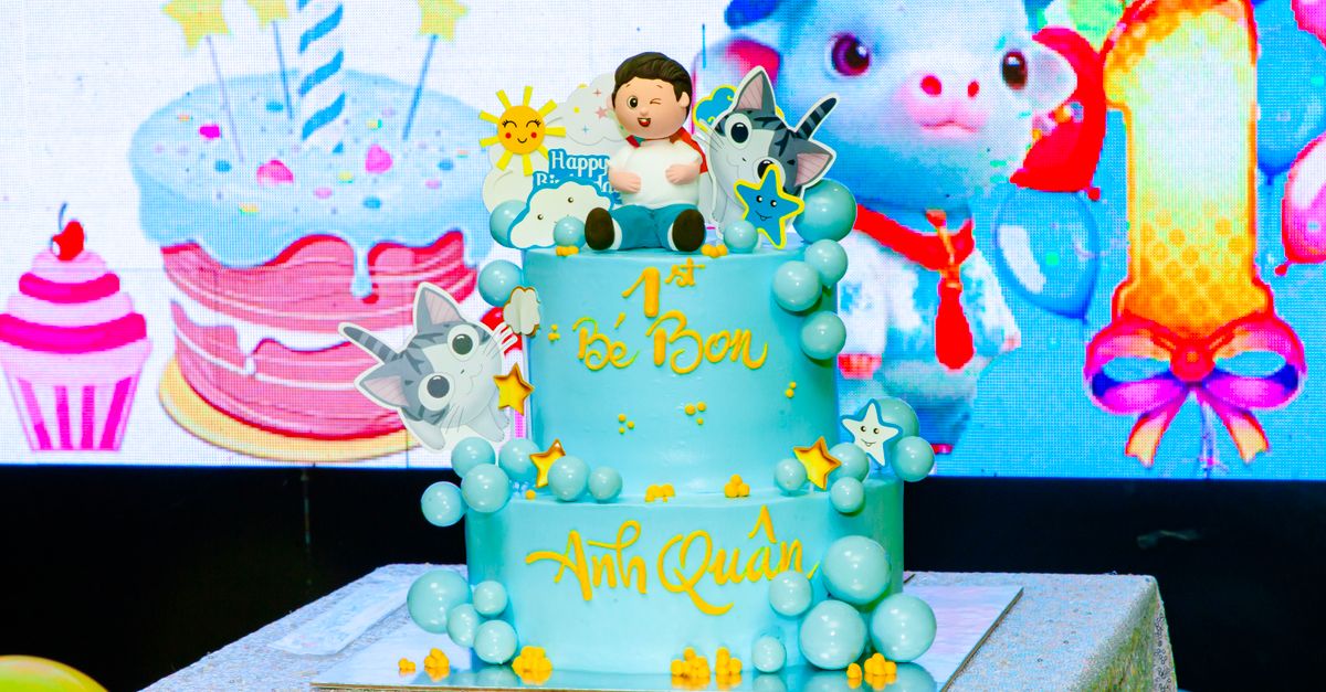 découvrez un gâteau pour enfants sur le thème du loup, parfait pour une fête d'anniversaire originale et pleine d'aventure. un délice visuel et gustatif qui ravira les petits fans de loups !